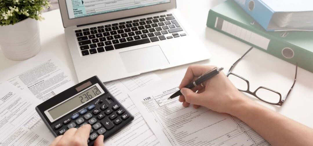 How does outsourced accounting services work