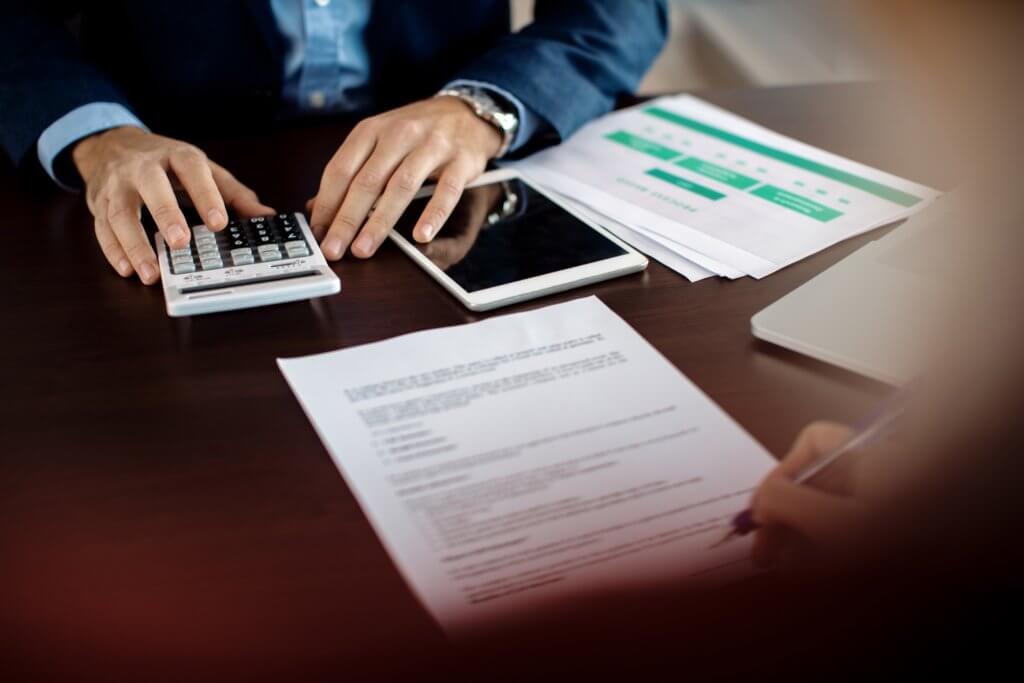 person performing gst registration in singapore